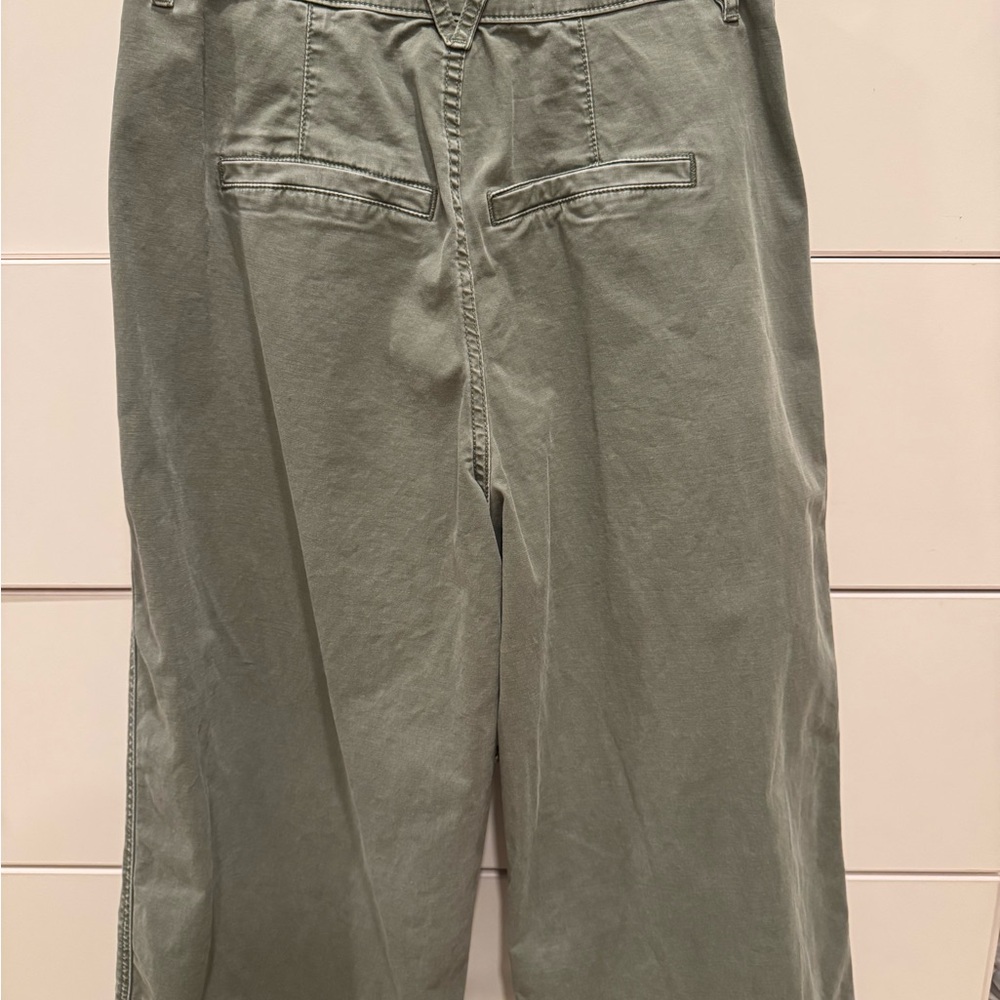 Veronica Beard High-Rise Trousers - Picture 11 of 13